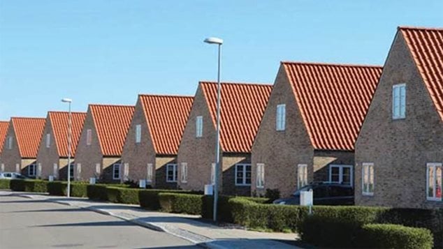 Røde huse på villavej