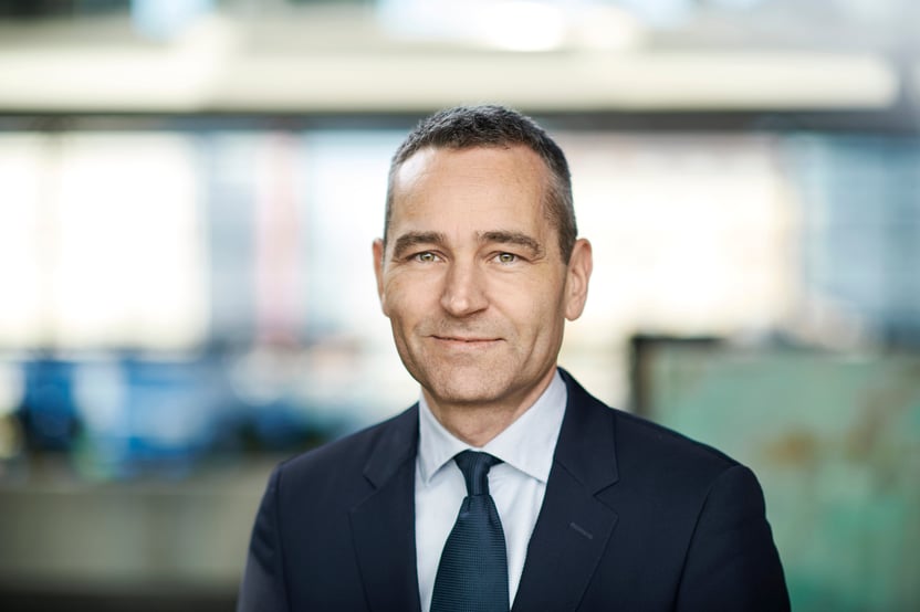 Profilbillede af Karsten Trøstrup, Chefporteføljemanager, I 2007 blev Karsten ansat som aktieforvalter i Nykredit Asset Management. Han har tidligere været ansat som porteføljemanager i PKA og som investeringsrådgiver i Danske Bank. Karsten er uddannet HD(F) fra Handelshøjskolen i København.