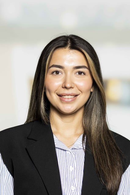 Profilbillede af Canan Erol, Finanstrainee