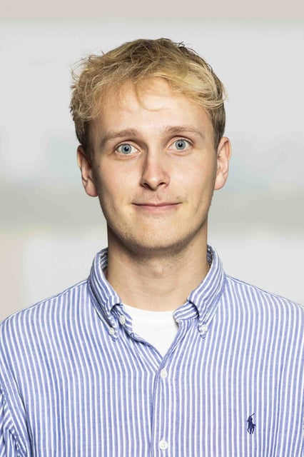 Profilbillede af Simon Kjær Thomsen, Finanstrainee